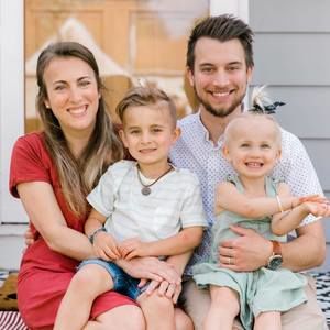 Meet your Posher, Leah